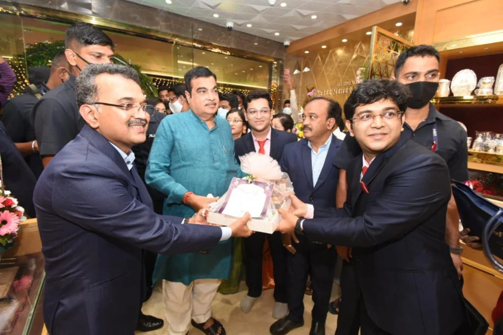 Darodkar’s Shree Meher Jewellers Dharampeth Showroom Celebrates 5 Years with Grand Anniversary Offers