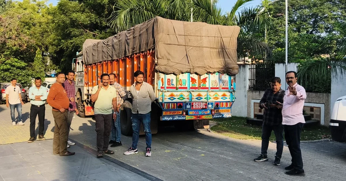 नागपुरात NCBची कारवाई;पाइपांच्या आडून 500 किलो गांजाची वाहतूक,तिघांना अटक