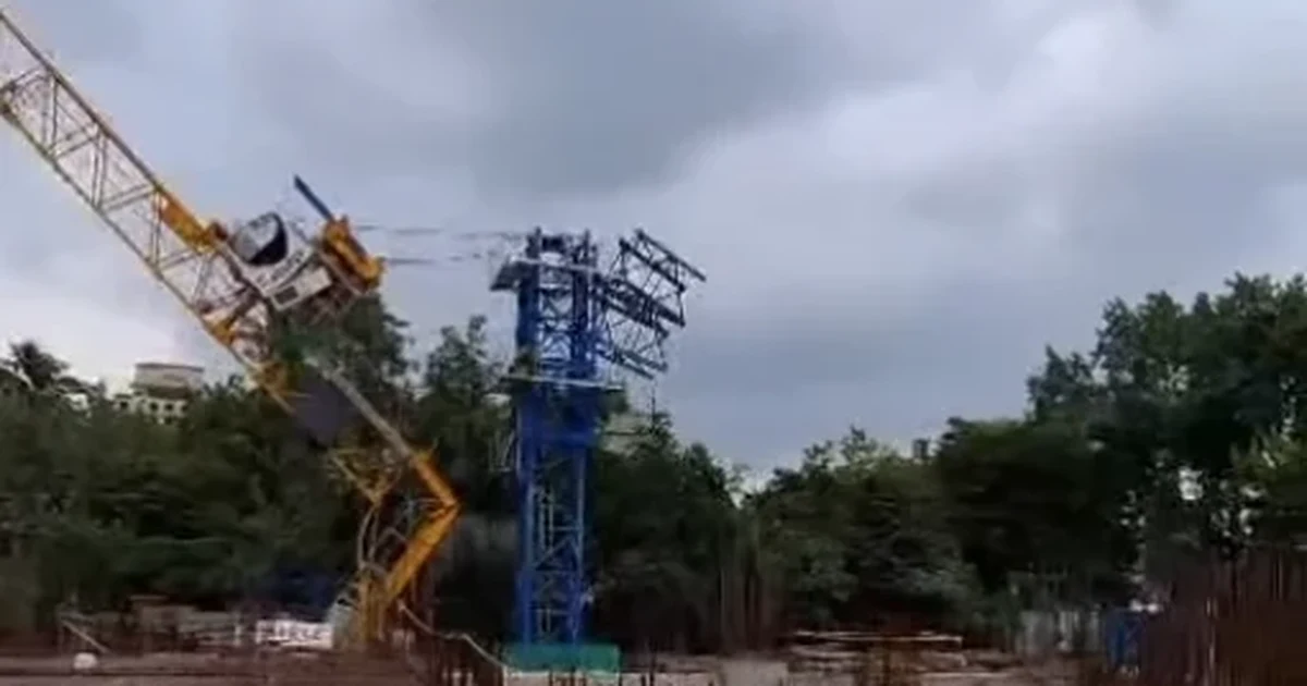 Two Workers Killed as Tower Crane Collapses at Nagpur’s Cotton Market
